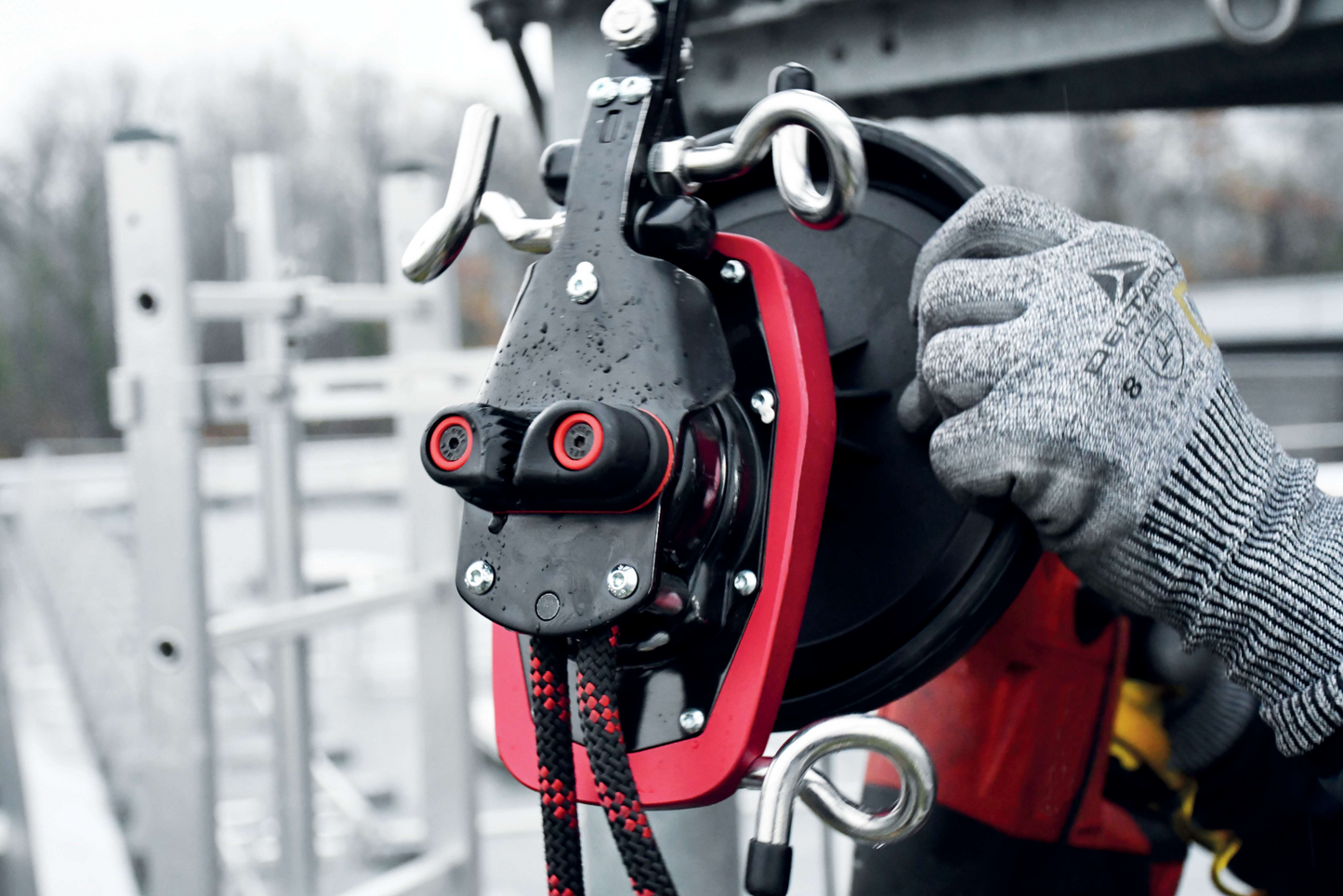 Delta Plus RESCUEHUB TC065 Lightweight Rescue System with Magnetic Brake