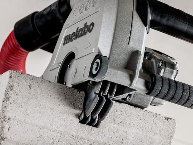 Metabo MFE 40 Wall Chaser 1900W 125mm Cutting Depth Electric Installation Tool