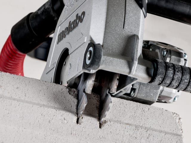 Metabo MFE 40 Wall Chaser 1900W 125mm Cutting Depth Electric Installation Tool