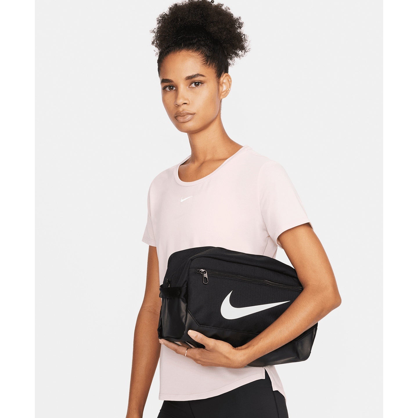 Nike Brasilia Shoe Bag 9.5L with Zipped Pocket and Handle for Easy Transport