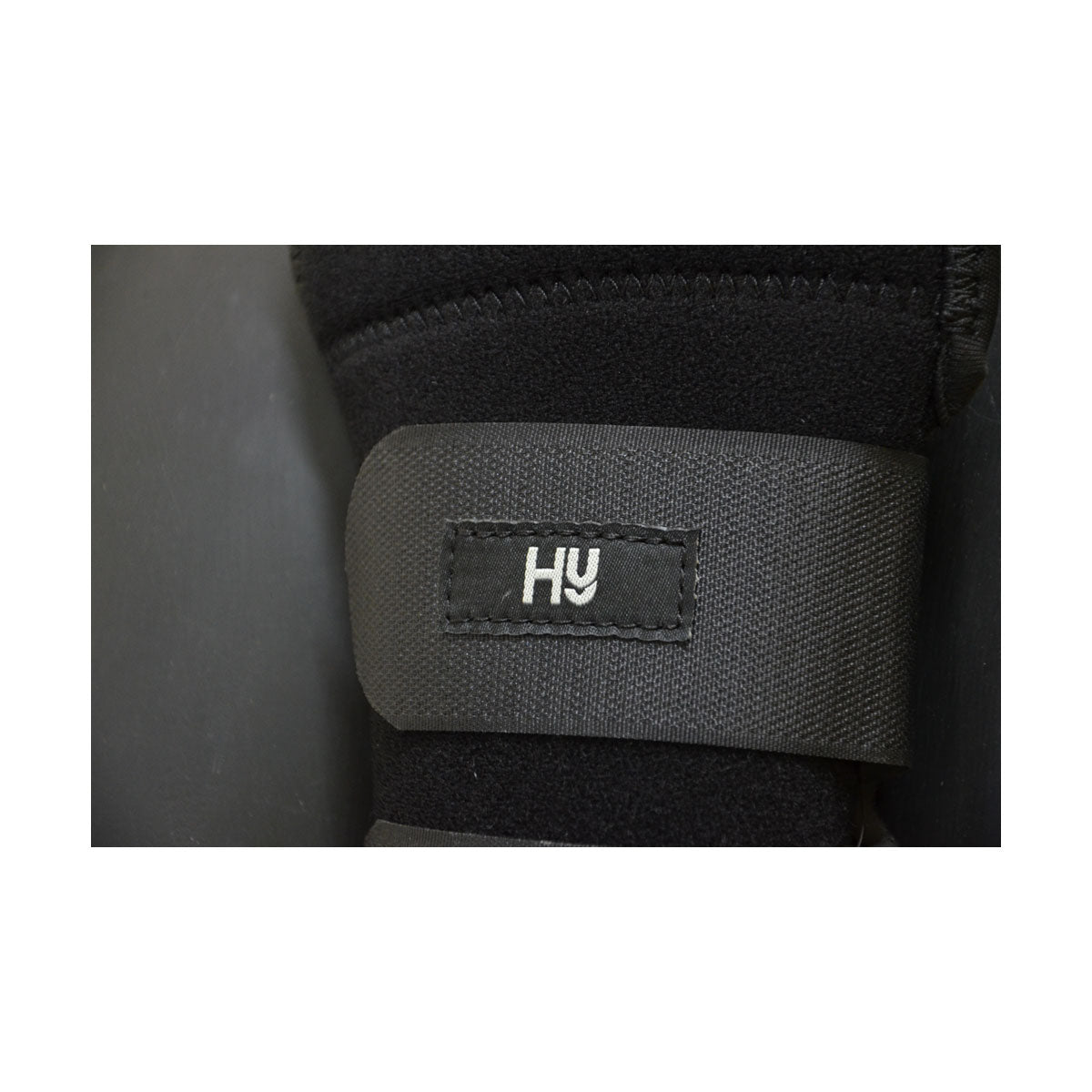 HY Horse Neoprene Protect Tail Guard Shock-Absorbing Travel Protection