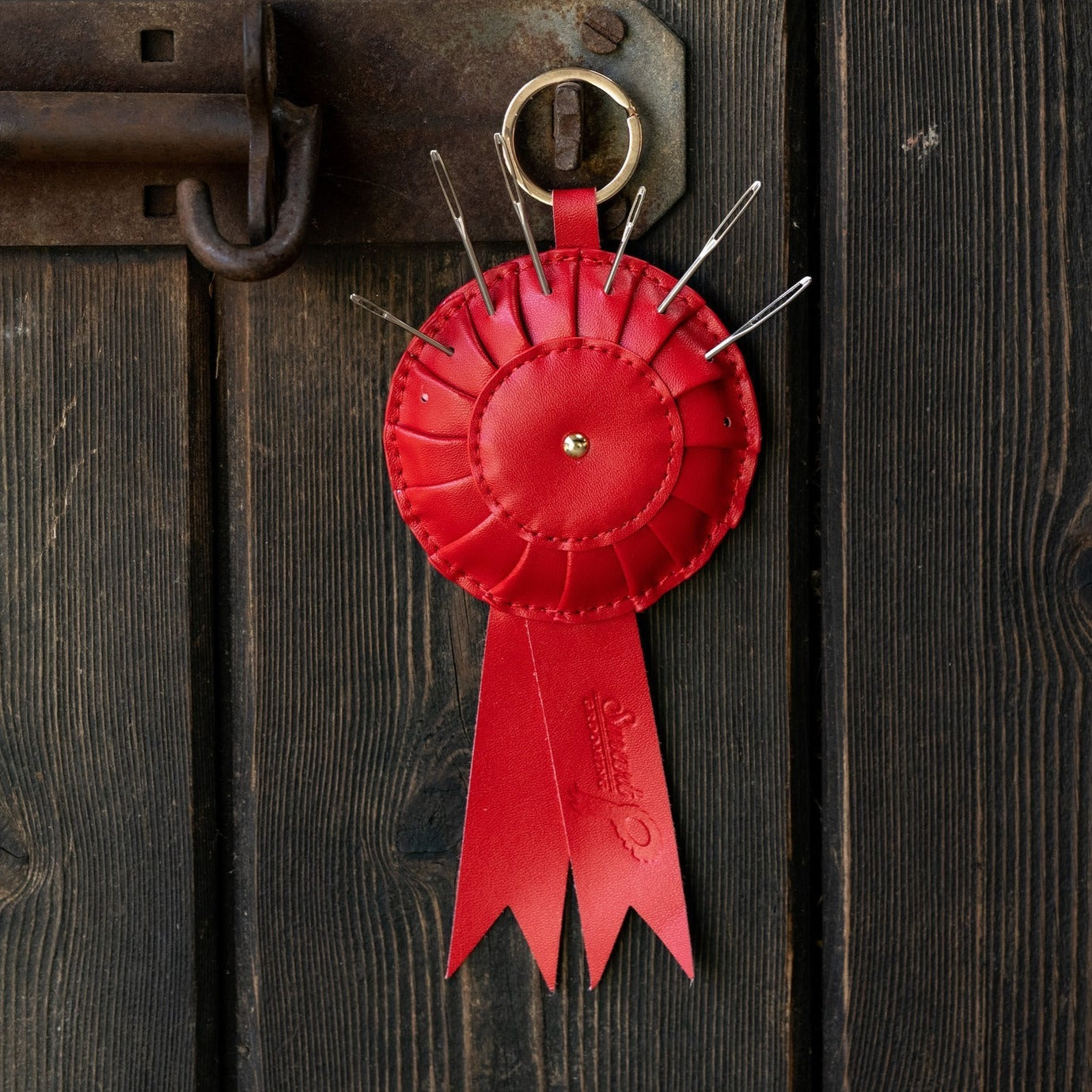 Smart Grooming Rosette Pincushion Keyring Equestrian Needle Storage