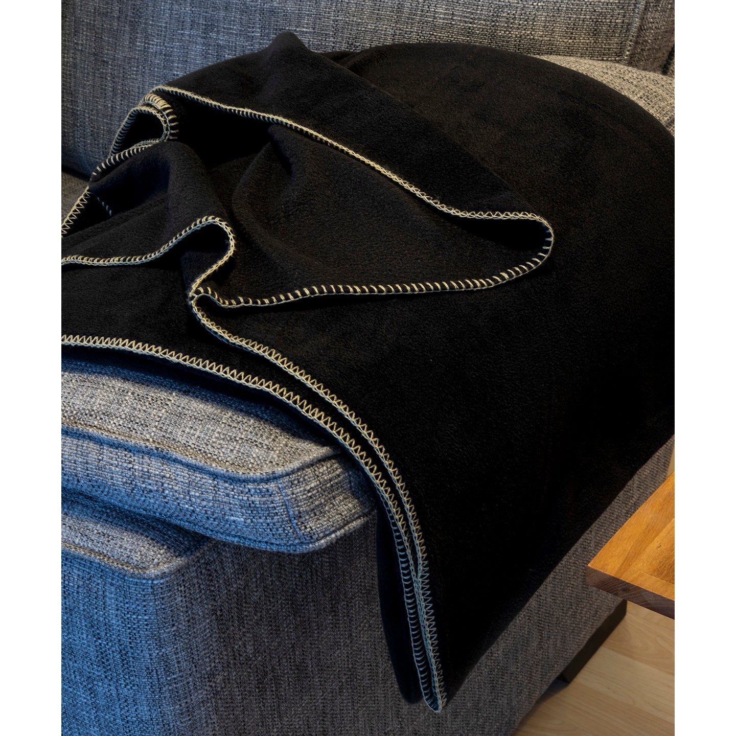 Result Winter Essentials Polartherm Blanket 300gsm Fleece Anti-Pill 140x175cm
