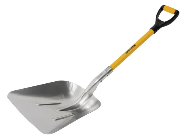 Roughneck Grain Shovel Lightweight Aluminium Head Deep Scoop Fibreglass Shaft