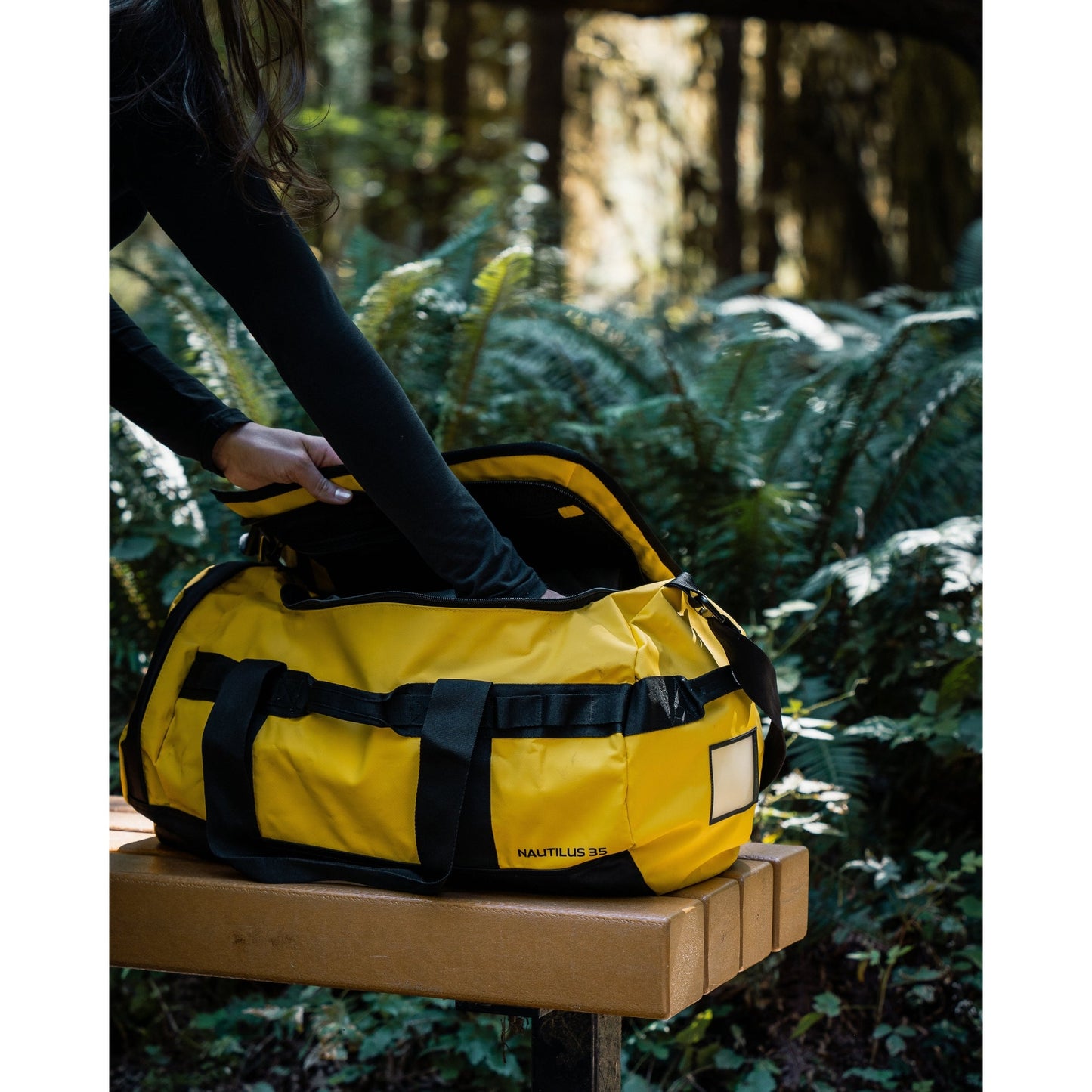 Stormtech Nautilus Waterproof 35L Duffle Bag Lightweight Travel Carry-On
