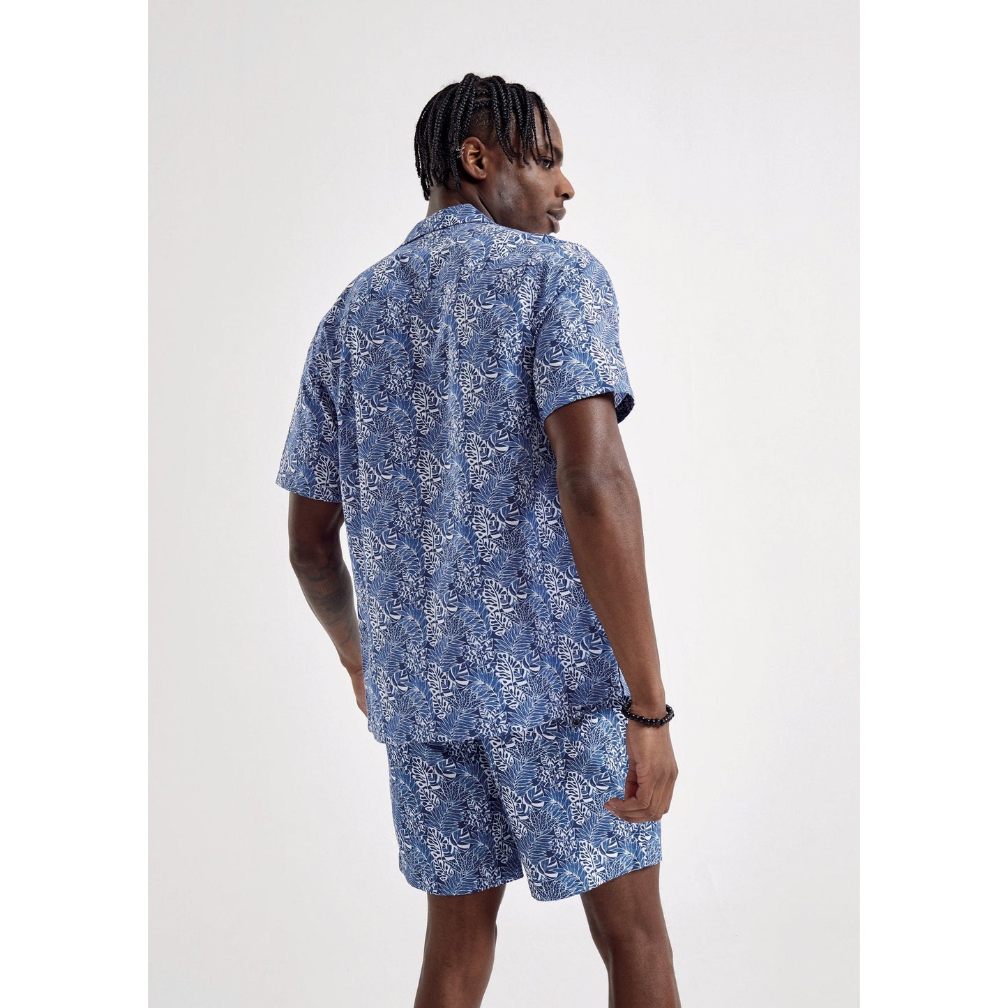 Wombat Men's Short Sleeve Shirt Cuban Collar Relaxed Fit Lightweight Summer Wear