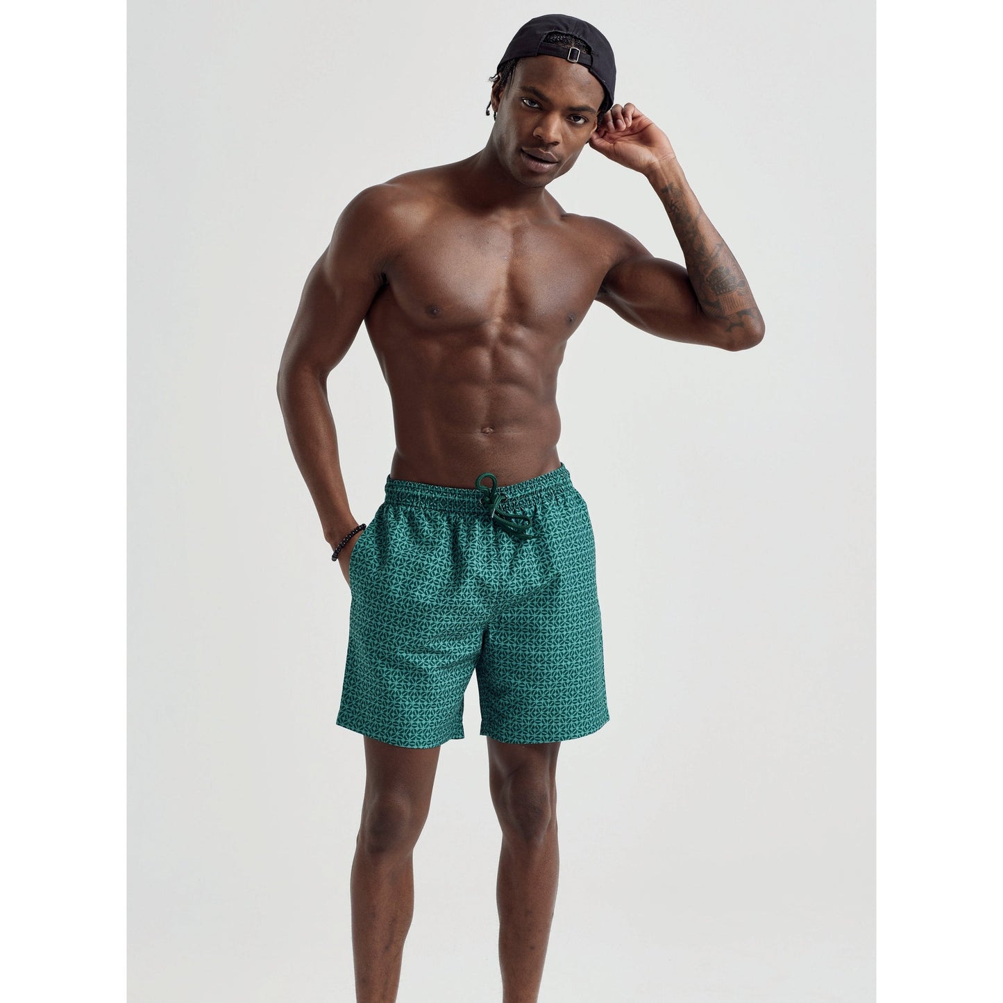 Wombat Men's Swim Shorts Quick-Dry Elastic Waistband Contrast Mesh Inserts