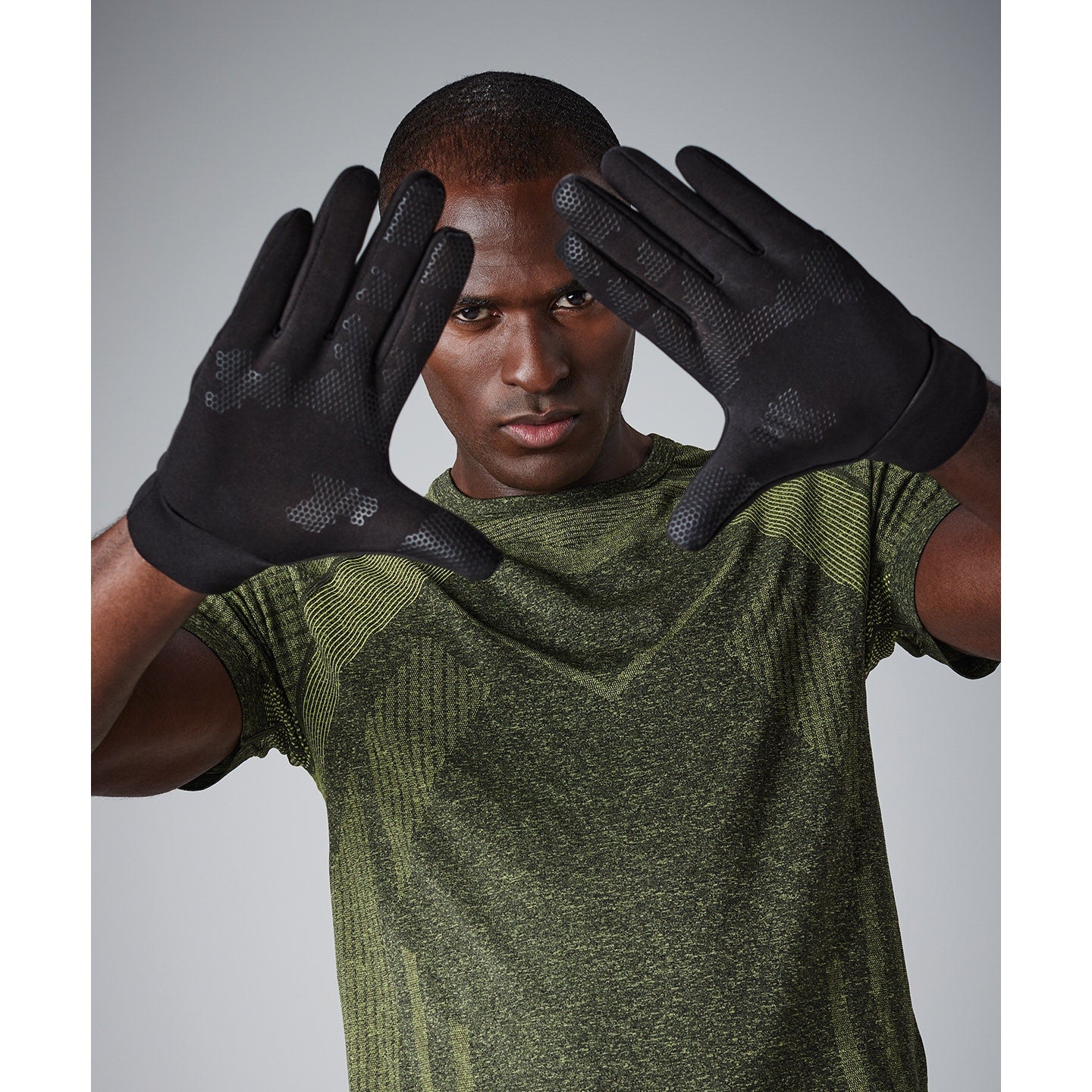 Beechfield Softshell Sports Tech Gloves Windproof Touchscreen Lightweight