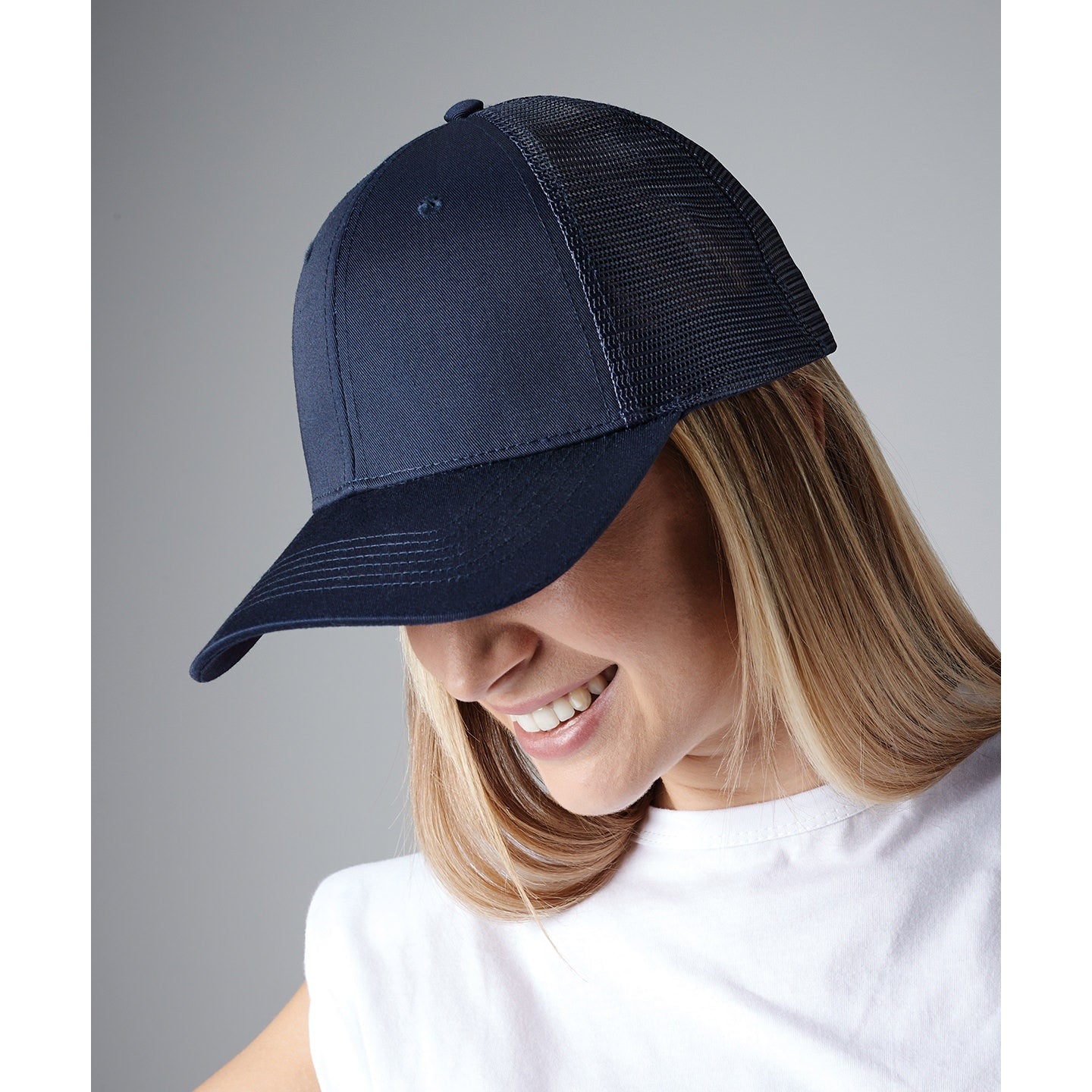 Beechfield Urbanwear Trucker Cap 6-Panel Snapback Adjustable TearAway Label