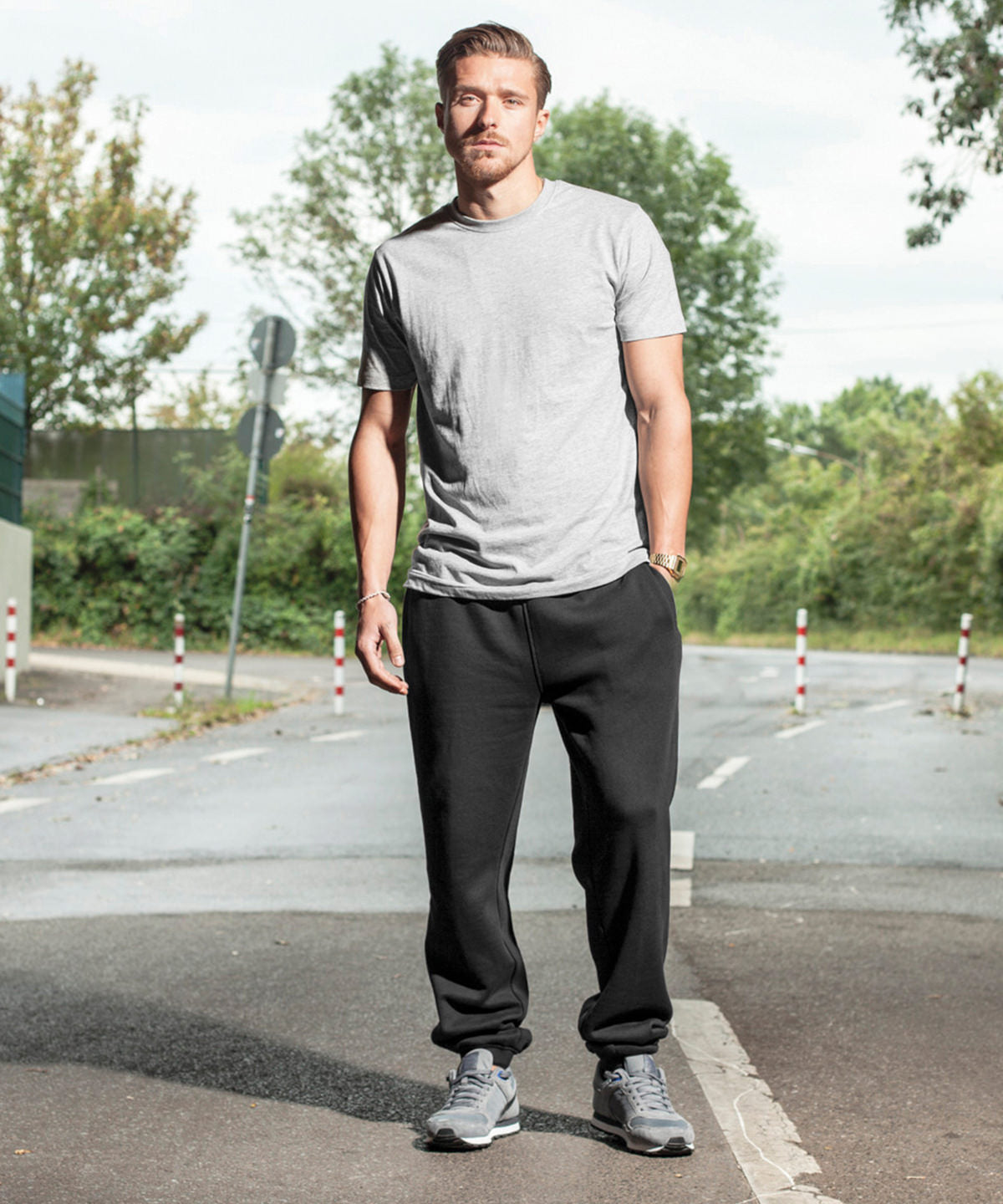 Build Your Brand Heavy Sweatpants Relaxed Fit with Pockets and Drawstring