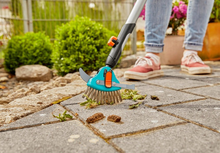 Gardena 3in1 Patio Weeder Cleaner Tool for Weeds Moss with Combi System