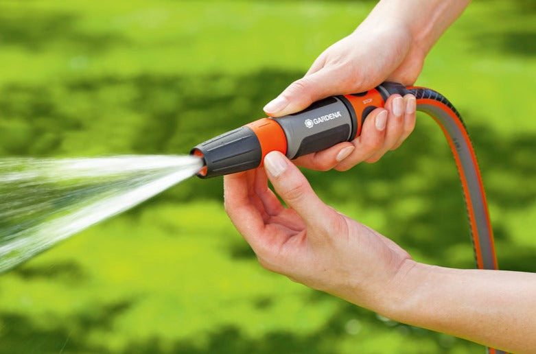 Gardena Cleaning Nozzle Adjustable Spray Pattern Soft Grip Ergonomic Design