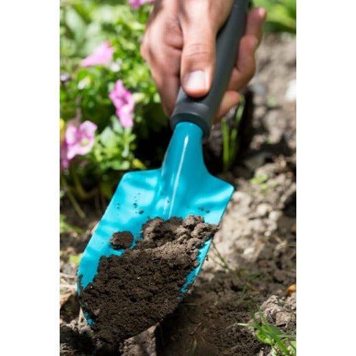 Gardena Classic Hand Trowel Ergonomic Handle Durable Steel 25-Year Warranty