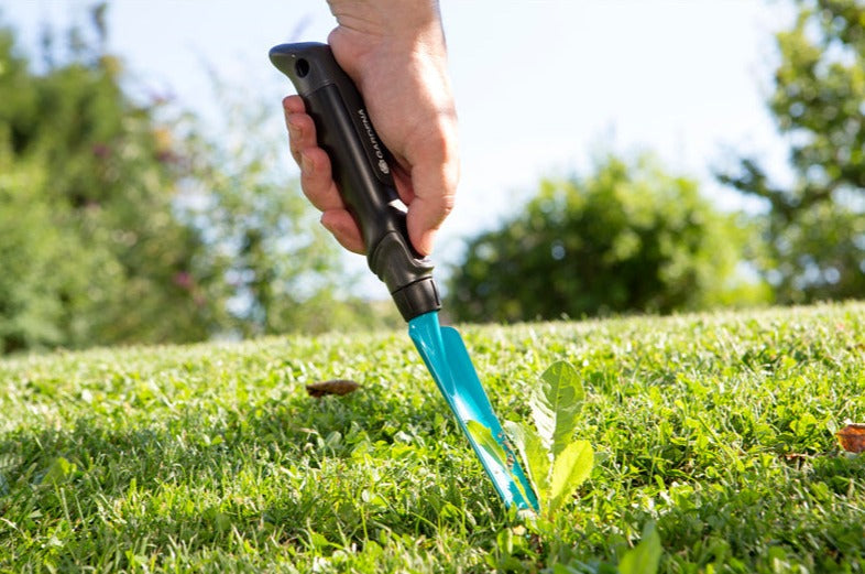 Gardena Weeding Trowel Ergonomic Handle High-Quality Steel 25-Year Warranty