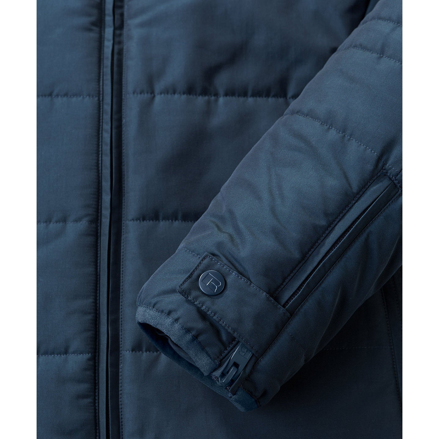 Russell Europe Cross Jacket Dupont Sorona Eco-Friendly PFC-Free Insulation