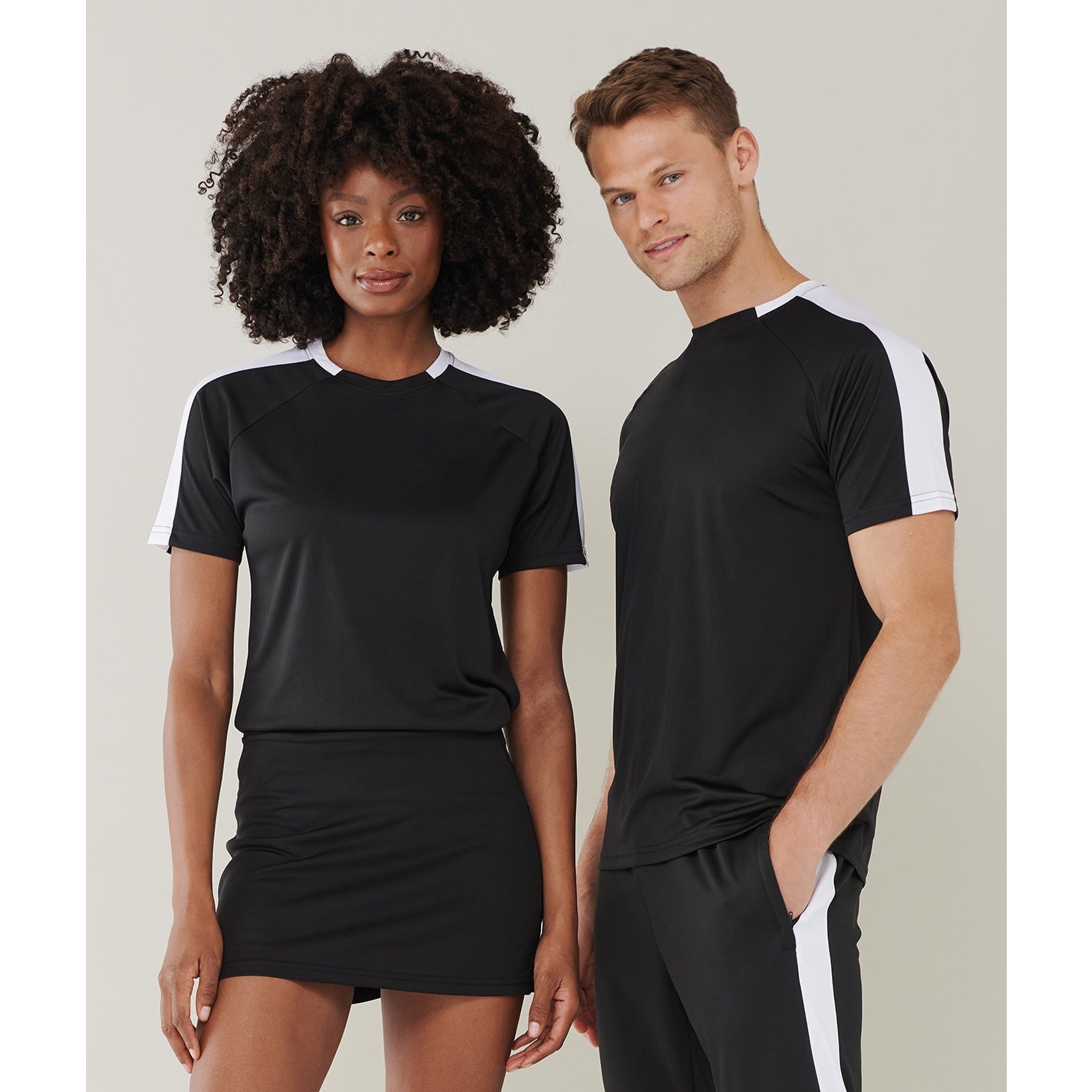 Finden & Hales Unisex Team T-Shirt Sports Fit Moisture Wicking Contrast Panels
