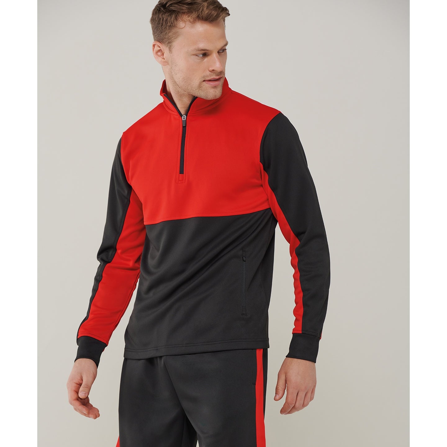 Finden & Hales Men's 1/4 Zip Tracksuit Top with Contrast Panels and Pockets