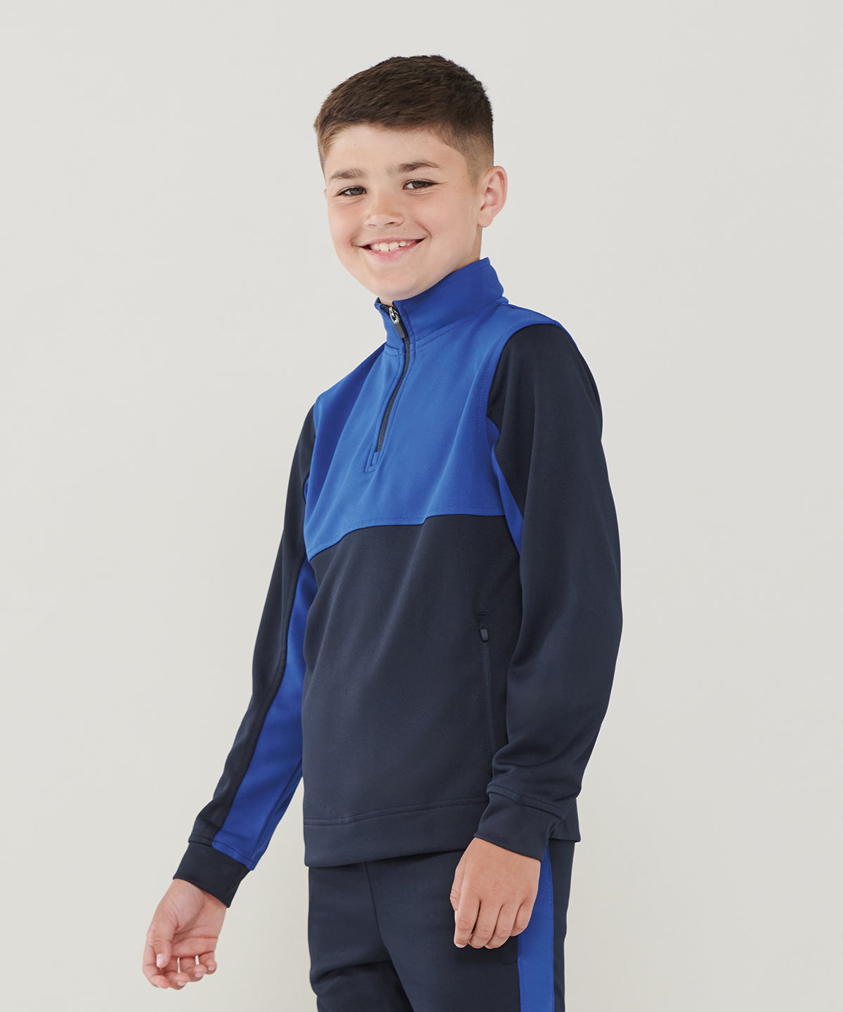 Finden & Hales Kids 1/4 Zip Tracksuit Top with Contrast Panels & Pockets