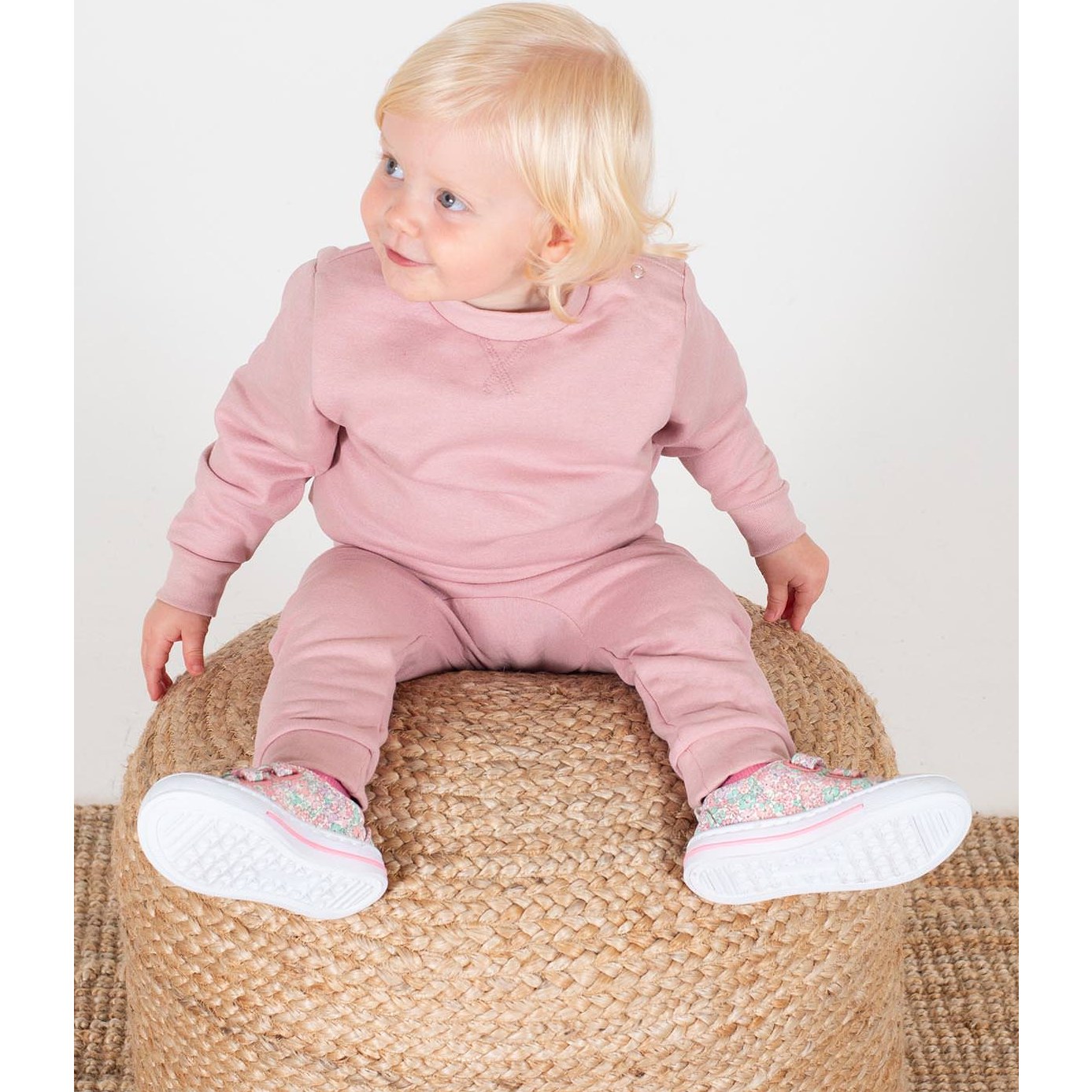 Larkwood Kids Sustainable Sweatshirt Soft Fleece Eco-Friendly Fashion 0-6Y