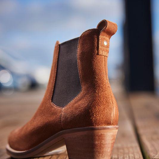 Chatham Ladies Barbury Mid Heel Chalsea Boots Chelsea Elegant Comfortable Style