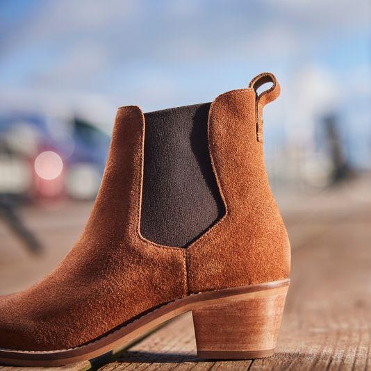 Chatham Ladies Barbury Mid Heel Chalsea Boots Chelsea Elegant Comfortable Style