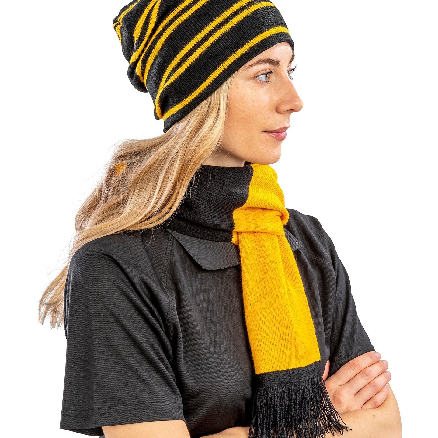 Result Winter Essentials Team Scarf Soft Yarn with Tassels 140x70cm