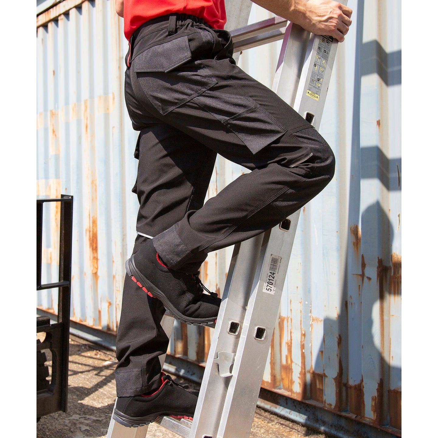 Result Workguard Slim Softshell Work Trousers Multi-Pocket Water-Repellent