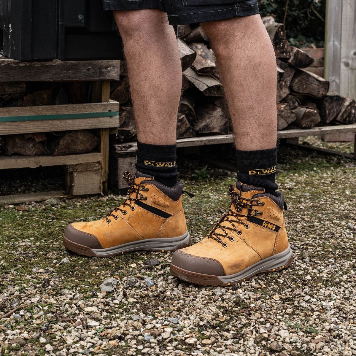 DeWalt Summit S3 Safety Boot Steel Toe Water Resistant Low Profile Comfort