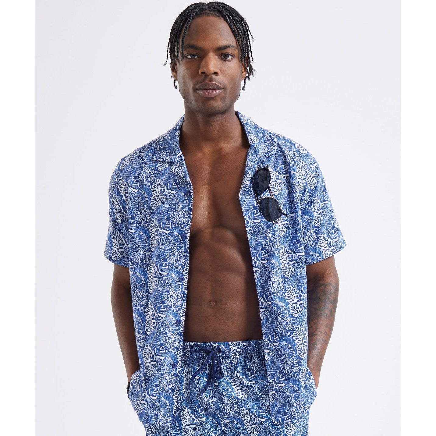 Wombat Men's Short Sleeve Shirt Cuban Collar Relaxed Fit Lightweight Summer Wear