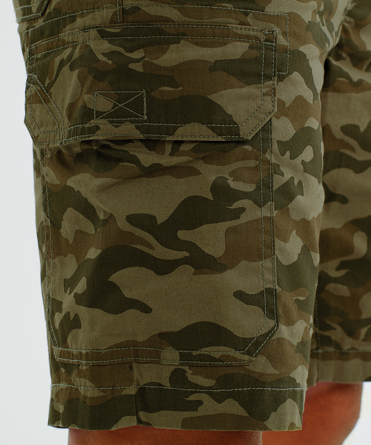 Wombat Men's Camo Cargo Utility Shorts with Elastic Waistband and Pockets