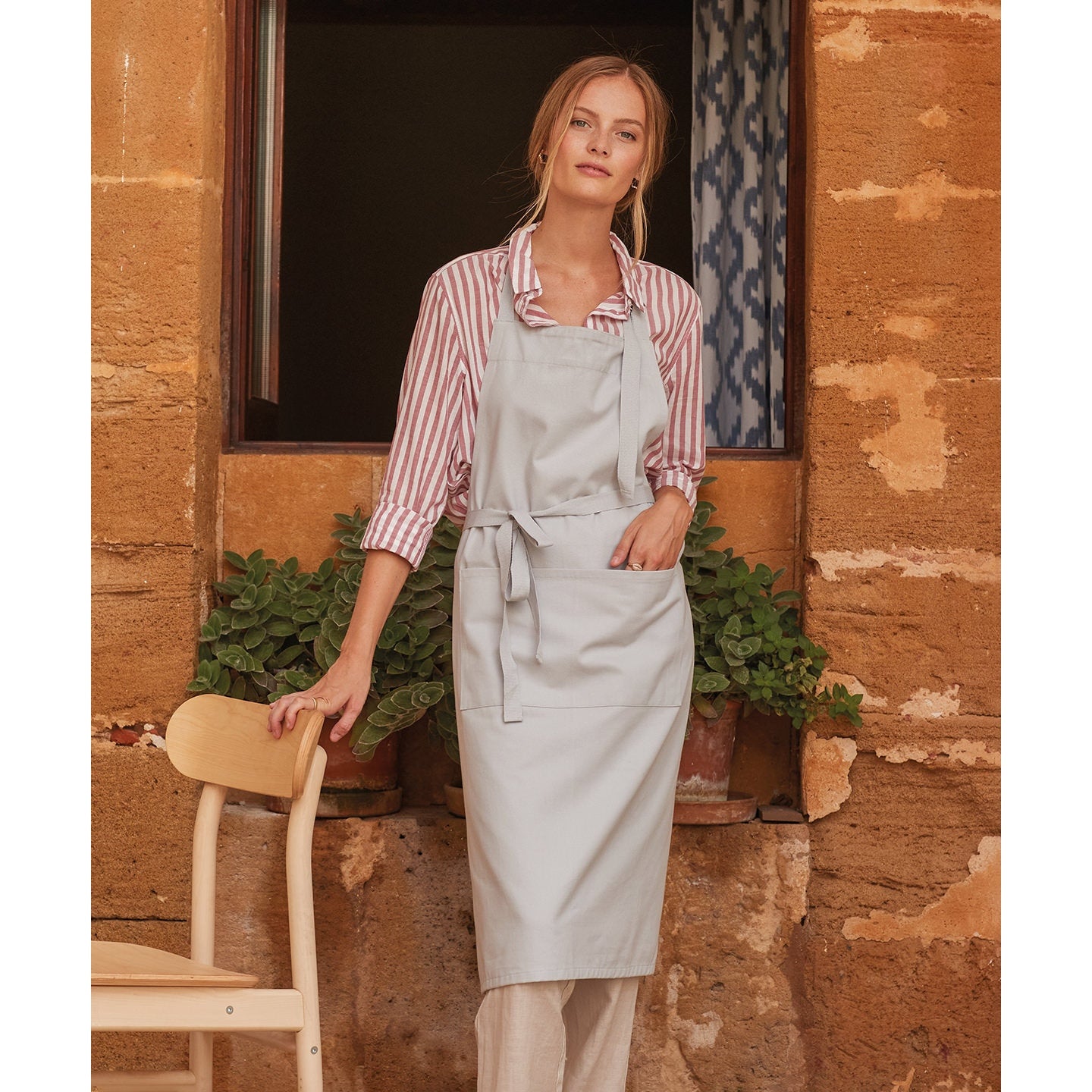 Westford Mill Fairtrade Cotton Adult Craft Apron with Deep Pocket and Neck Tie